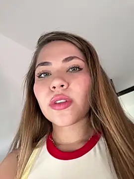Snapshot of NatashaCruz- chatting on 27, 6, 2026 NatashaCruz- online show from 27, 6, 2026