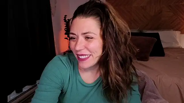 Ellie-L-Elizabeth online show from 15, 4, 2026