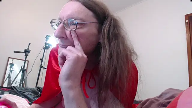 CDAdalyn online show from 25, 6, 2026