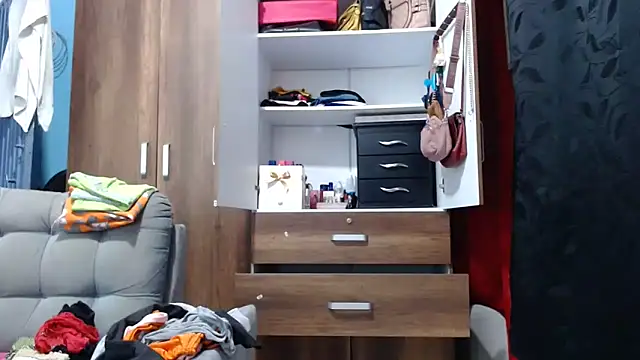 sabrinagee321930 online show from 7, 3, 2025