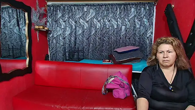 Snapshot of lesbiancuple chatting on 30, 1, 2025 lesbiancuple online show from 30, 1, 2025