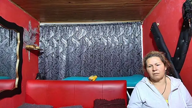 Snapshot of lesbiancuple chatting on 26, 2, 2025 lesbiancuple online show from 26, 2, 2025