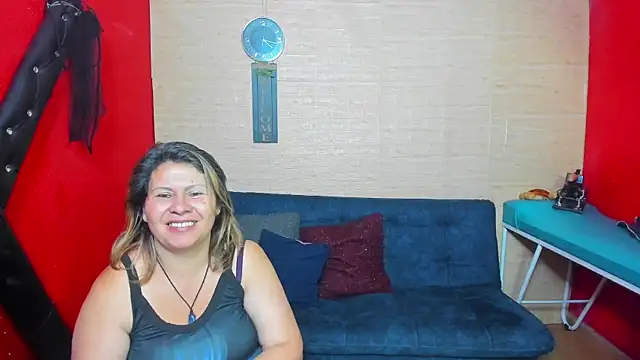 Snapshot of lesbiancuple chatting on 12, 9, 2025 lesbiancuple online show from 12, 9, 2025