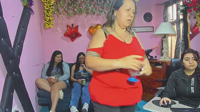 lesbiancuple online show from 13, 3, 2026