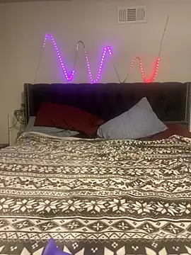 ththotmomma online show from 6, 1, 2025