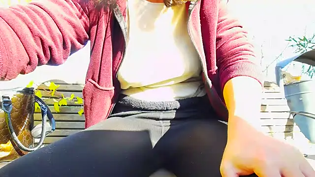 SquirtyMellissaLabia online show from 3, 11, 2025