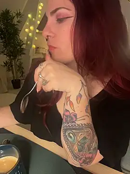 LunaMoongirl online show from 29, 11, 2025