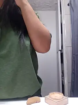 AriannaPena online show from 11, 10, 2025