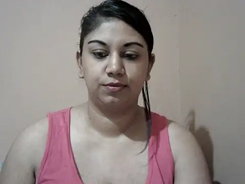 Snapshot of bellachow10 chatting on 23, 4, 2026 bellachow10 online show from 23, 4, 2026