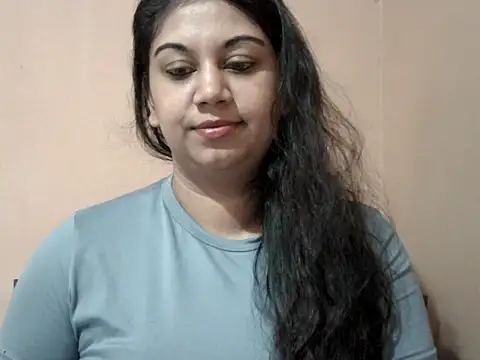 Snapshot of bellachow10 chatting on 25, 5, 2026 bellachow10 online show from 25, 5, 2026