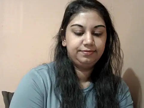 Snapshot of bellachow10 chatting on 1, 6, 2026 bellachow10 online show from 1, 6, 2026