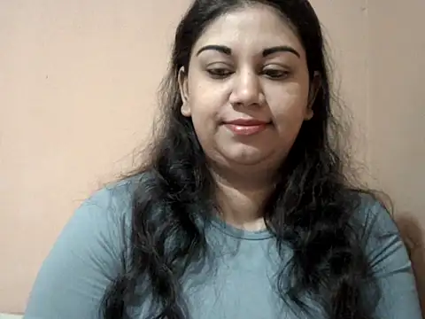 Snapshot of bellachow10 chatting on 27, 7, 2026 bellachow10 online show from 27, 7, 2026