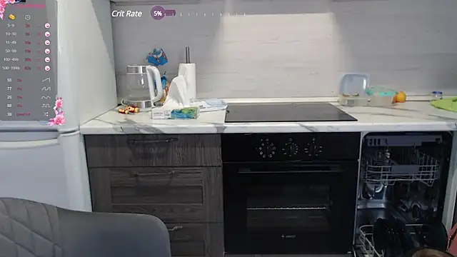 Snapshot of Mia_Bows chatting on 10, 12, 2024 Mia Bows online show from 10, 12, 2024
