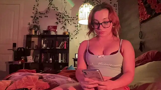 Snapshot of sweetandwet_daddy chatting on 5, 3, 2025 sweetandwet daddy online show from 5, 3, 2025