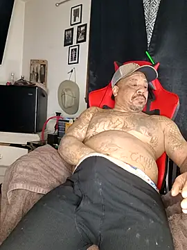 Snapshot of yellowwetfox chatting on 1, 3, 2025 yellowwetfox online show from 1, 3, 2025