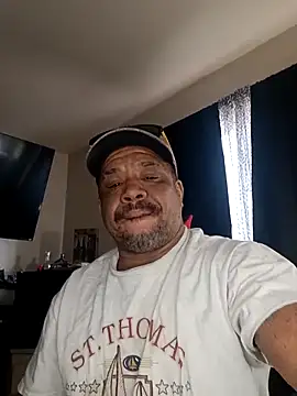 Snapshot of yellowwetfox chatting on 6, 3, 2025 yellowwetfox online show from 6, 3, 2025