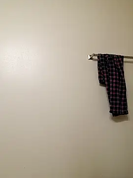 Snapshot of yellowwetfox chatting on 13, 4, 2026 yellowwetfox online show from 13, 4, 2026