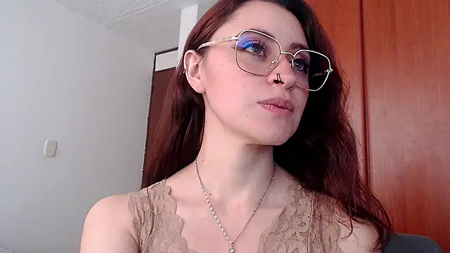 Juls winter  online show from 24, 11, 2025