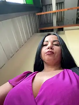 Snapshot of CrazzyChicks chatting on 28, 5, 2026 CrazzyChicks online show from 28, 5, 2026
