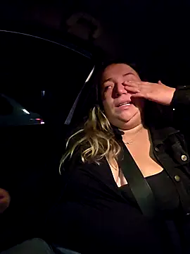 isabella rossse online show from 29, 10, 2025