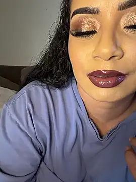 Snapshot of CarmelaAnthony chatting on 8, 1, 2026 CarmelaAnthony online show from 8, 1, 2026