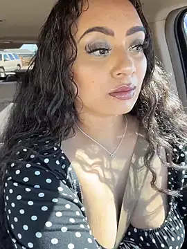 Snapshot of CarmelaAnthony chatting on 12, 2, 2026 CarmelaAnthony online show from 12, 2, 2026