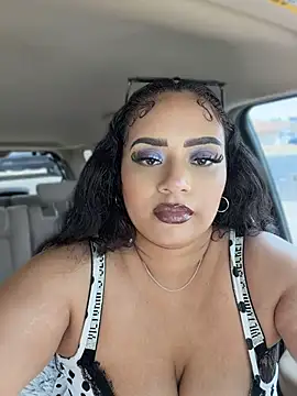 Snapshot of CarmelaAnthony chatting on 5, 5, 2026 CarmelaAnthony online show from 5, 5, 2026