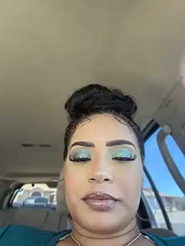 Snapshot of CarmelaAnthony chatting on 6, 5, 2026 CarmelaAnthony online show from 6, 5, 2026