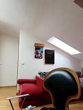 laura dirtyhot online show from 10, 11, 2025