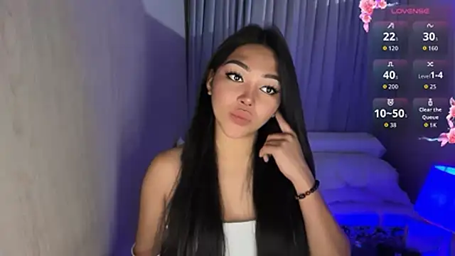 Snapshot of shantal_r0mance chatting on 30, 4, 2026 shantal r0mance online show from 30, 4, 2026