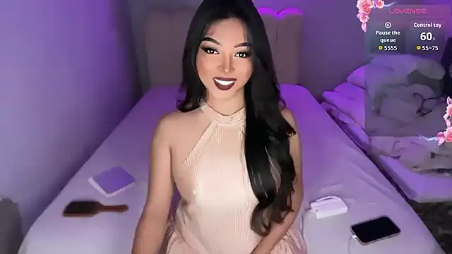 Snapshot of shantal_r0mance chatting on 9, 7, 2026 shantal r0mance online show from 9, 7, 2026
