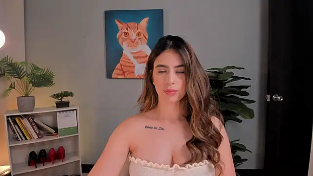 Snapshot of LiaPearce chatting on 21, 5, 2026 LiaPearce online show from 21, 5, 2026