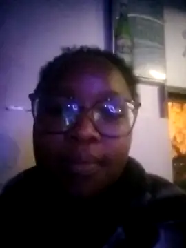 Sweetcutevee online show from 19, 11, 2025