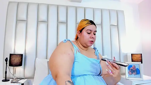 Snapshot of aandreaperez chatting on 12, 2, 2025 aandreaperez online show from 12, 2, 2025