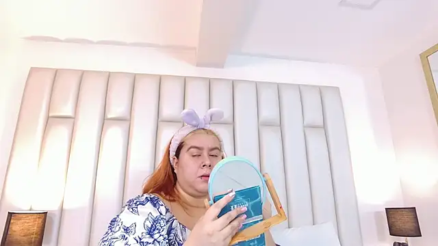 aandreaperez online show from 12, 1, 2026