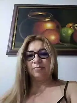 gisela27 online show from 10, 2, 2025