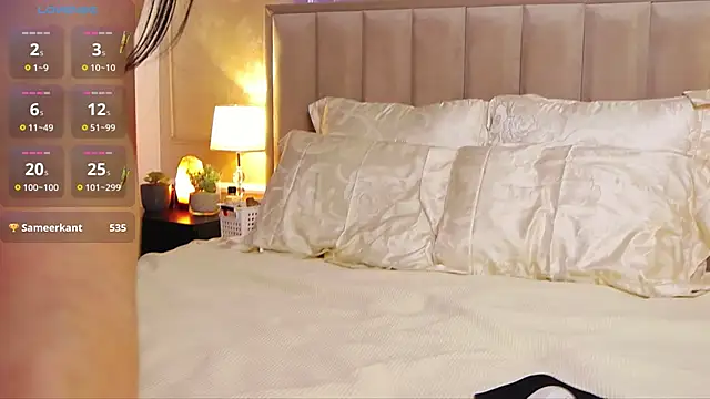 SereneRhodes online show from 7, 2, 2025