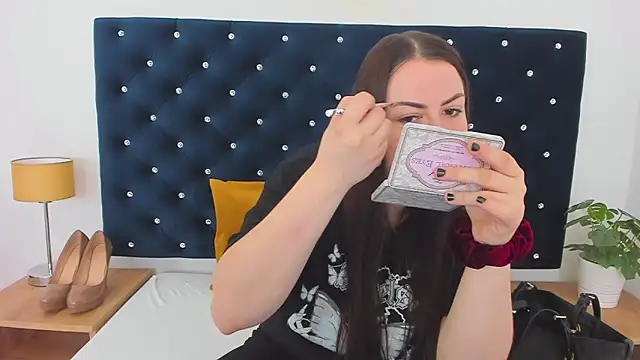 EvaLick online show from 12, 2, 2025