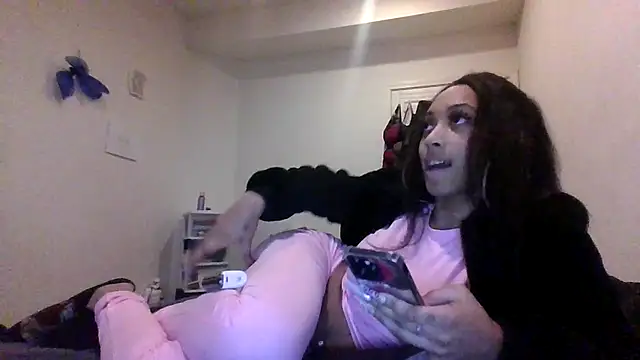 Snapshot of sexybribri@xh chatting on 9, 2, 2025 sexybribrixh online show from 9, 2, 2025