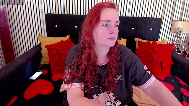 Snapshot of SinFulTitsDD chatting on 19, 6, 2026 SinFulTitsDD online show from 19, 6, 2026