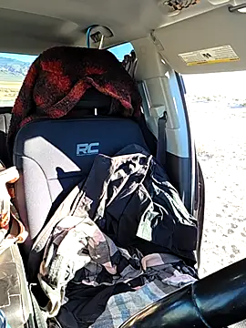 SheIsSomething online show from 4, 4, 2026