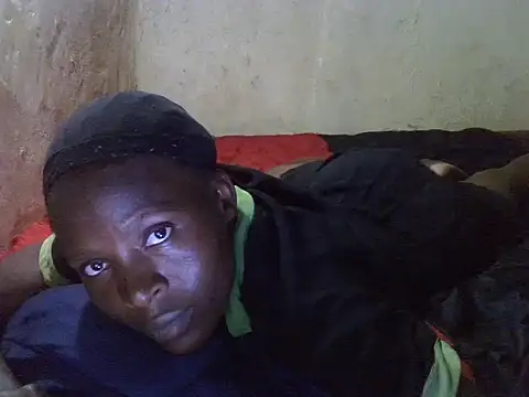 cute-shamza online show from 2, 10, 2025