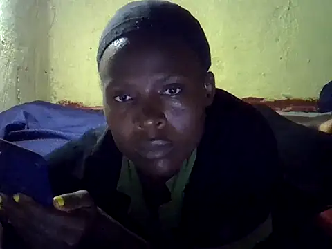 cute-shamza online show from 18, 10, 2025