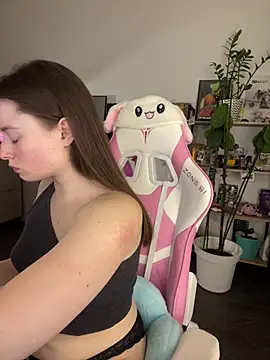 sweetest pie online show from 2, 4, 2026