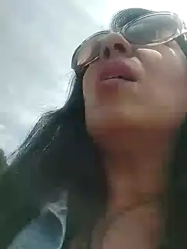 aisha latina online show from 13, 12, 2024