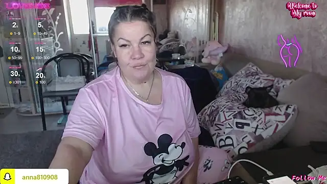 femme fatale1 online show from 30, 10, 2025