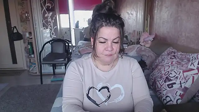 femme fatale1 online show from 21, 11, 2025