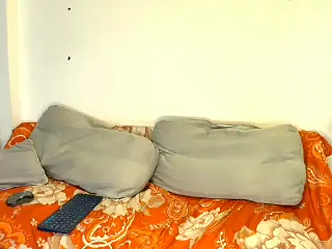 thai pussy yummy online show from 10, 11, 2025