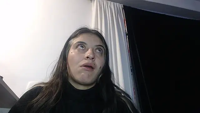 Snapshot of mariecam420 chatting on 29, 1, 2025 mariecam420 online show from 29, 1, 2025