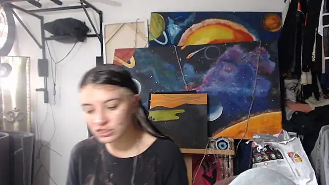 Snapshot of mariecam420 chatting on 12, 3, 2025 mariecam420 online show from 12, 3, 2025